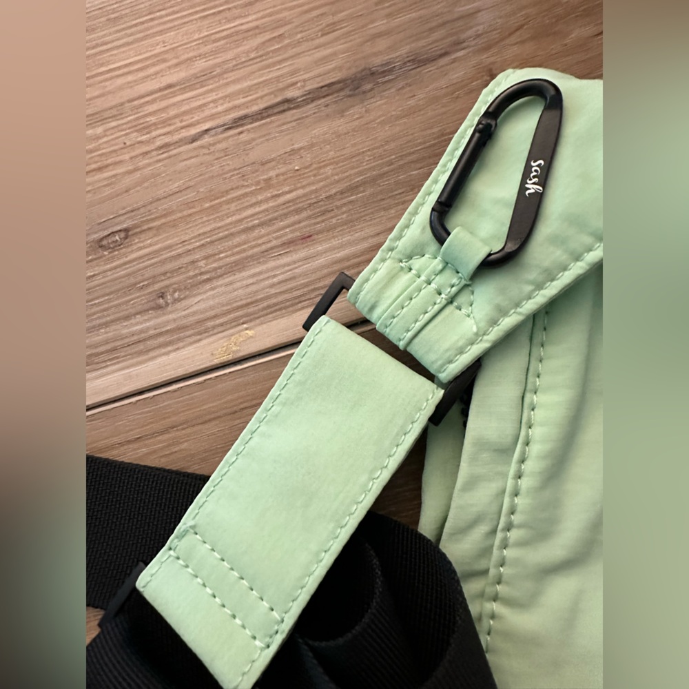 SASH Quilted Sling Travel Purse - Picture 7 of 10